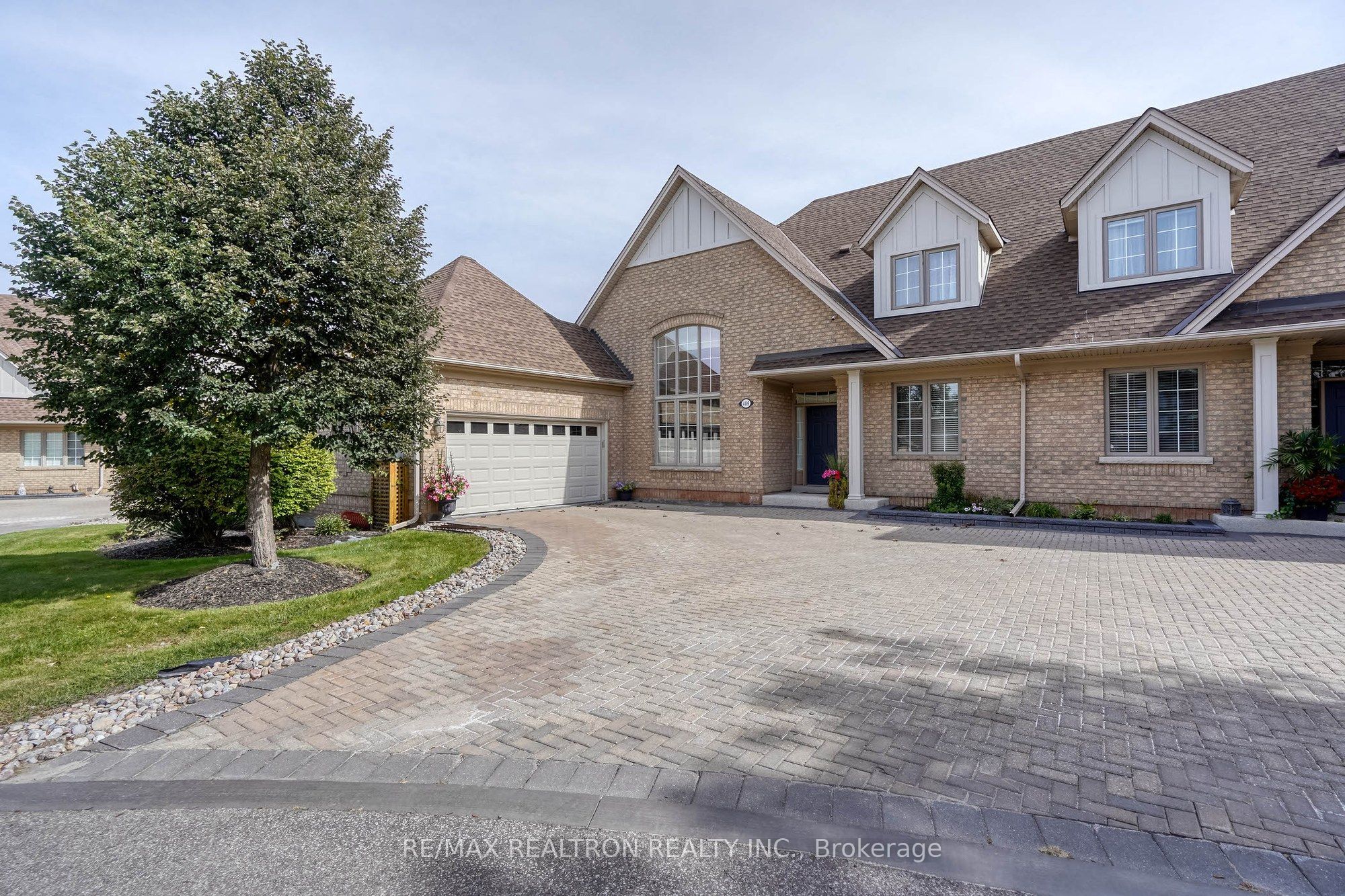 486 Falconwood Hollow