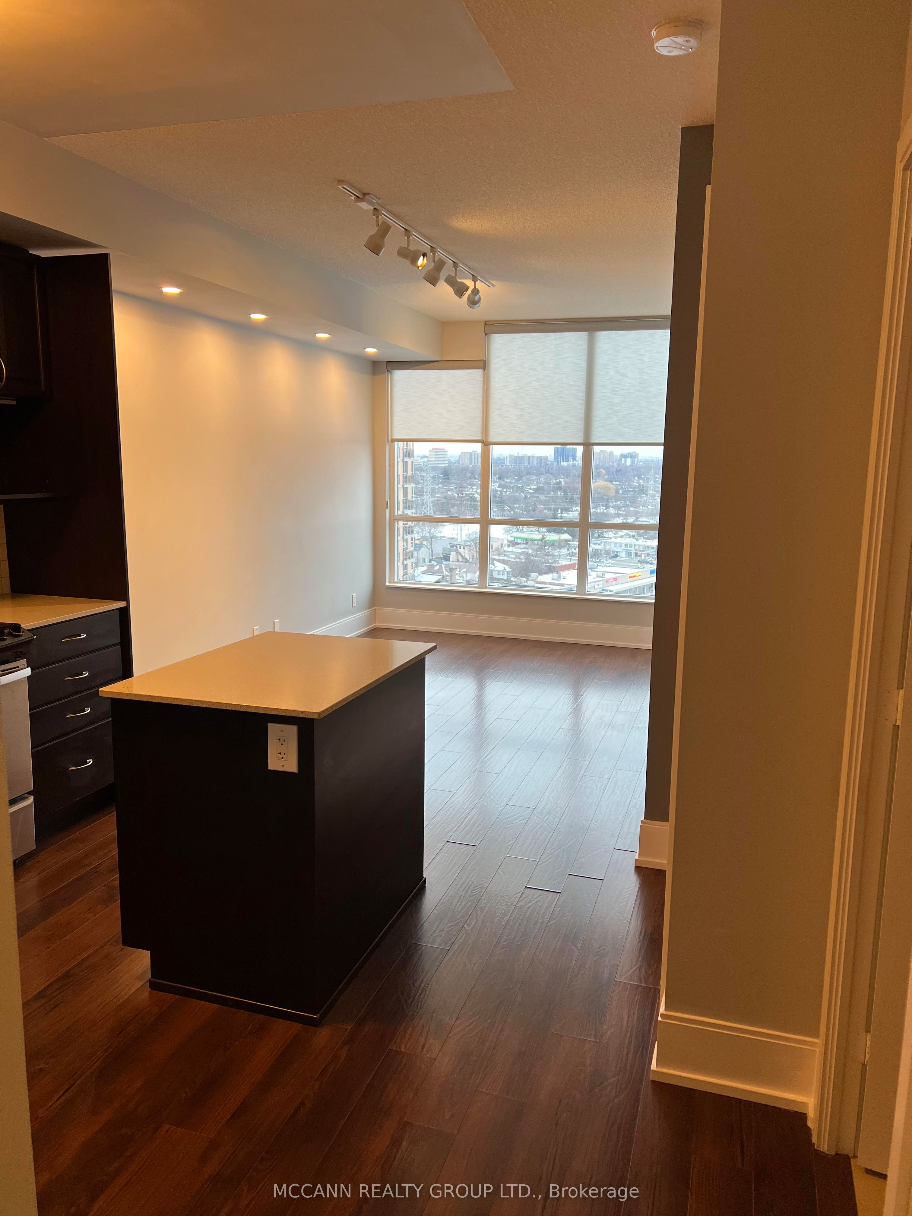 15 Viking Lane 1605