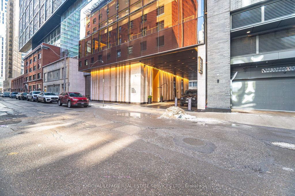 Photo of 35 Mercer Street #2316, Toronto, ON M5V 1H2 (MLS # C12803622)