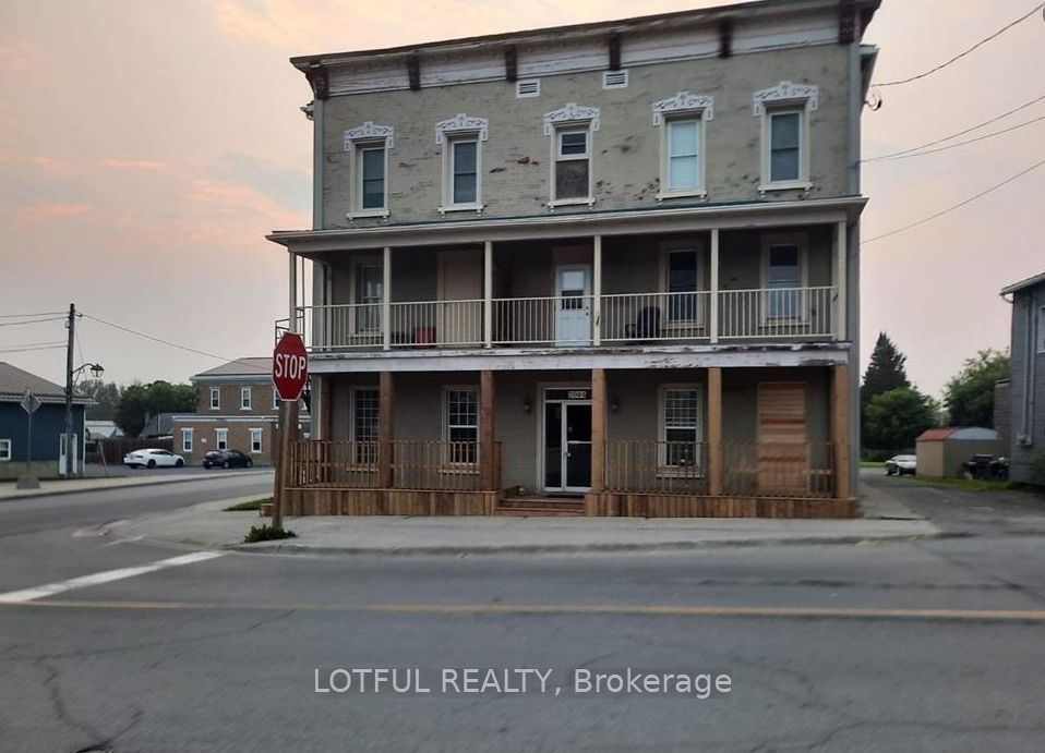 Photo 1 of 13 — 2084 Dundas Street 3, Edwardsburgh/Cardinal, ON K0E 1E0