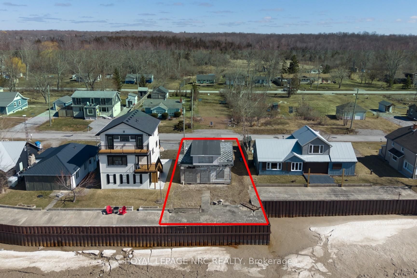 Photo 1 of 11 — 11573 Beach Road E, Wainfleet, ON L0S 1V0