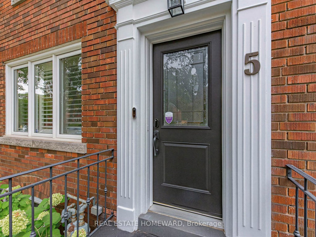 Photo of 5 Beaufield Avenue, Toronto, ON M4G 3R2 (MLS # C13844424)