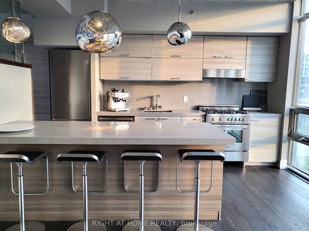 Photo of 55 Stewart Street #PH1027, Toronto, ON M5V 2V1 (MLS # C13412672)