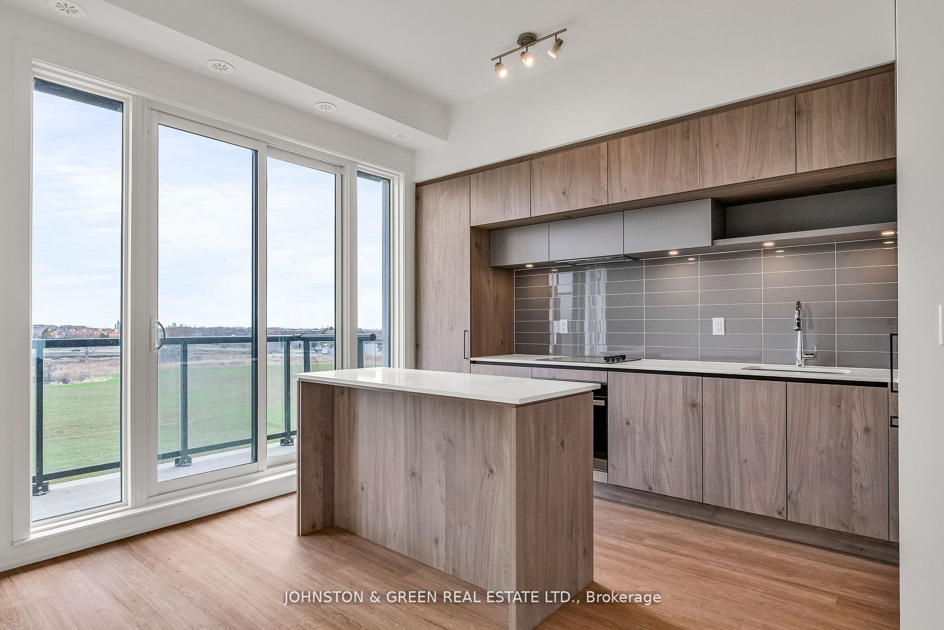 9 Steckley House Lane 514