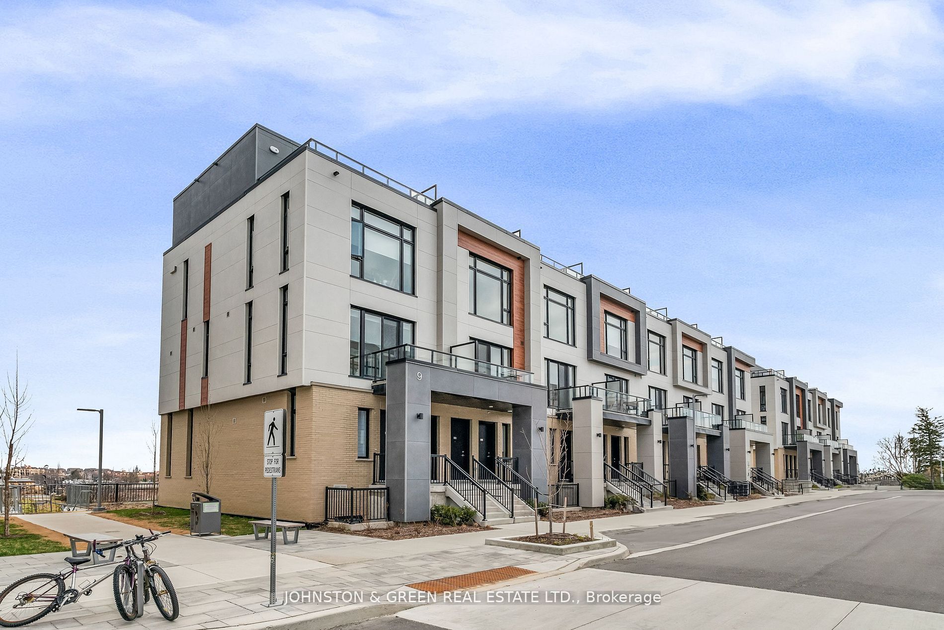 9 Steckley House Lane 514