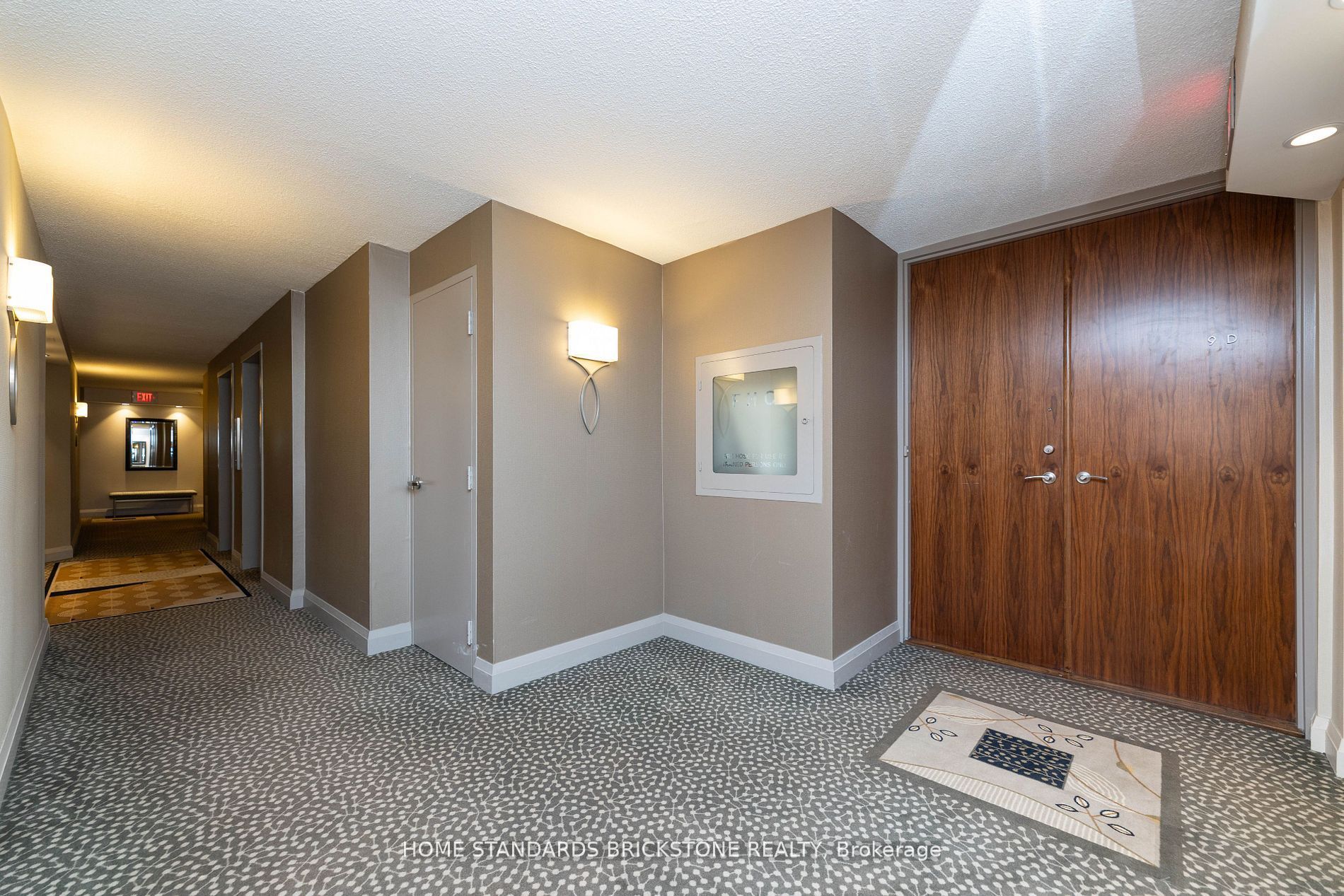 66 Collier Street 9D