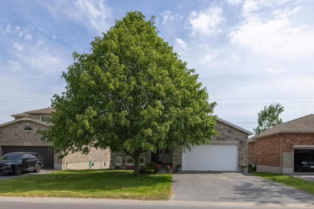 Photo of 1346 Sierra Avenue, Kingston, ON K7P 0B6 (MLS # X13431264)