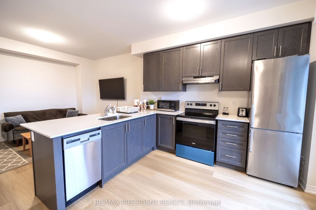 Photo of 480 Beresford Path #17, Oshawa, ON L1H 0B2 (MLS # E12657826)