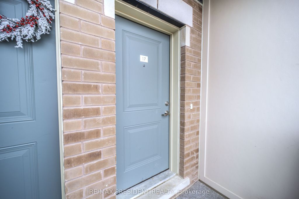 Photo of 480 Beresford Path #17, Oshawa, ON L1H 0B2 (MLS # E12657826)