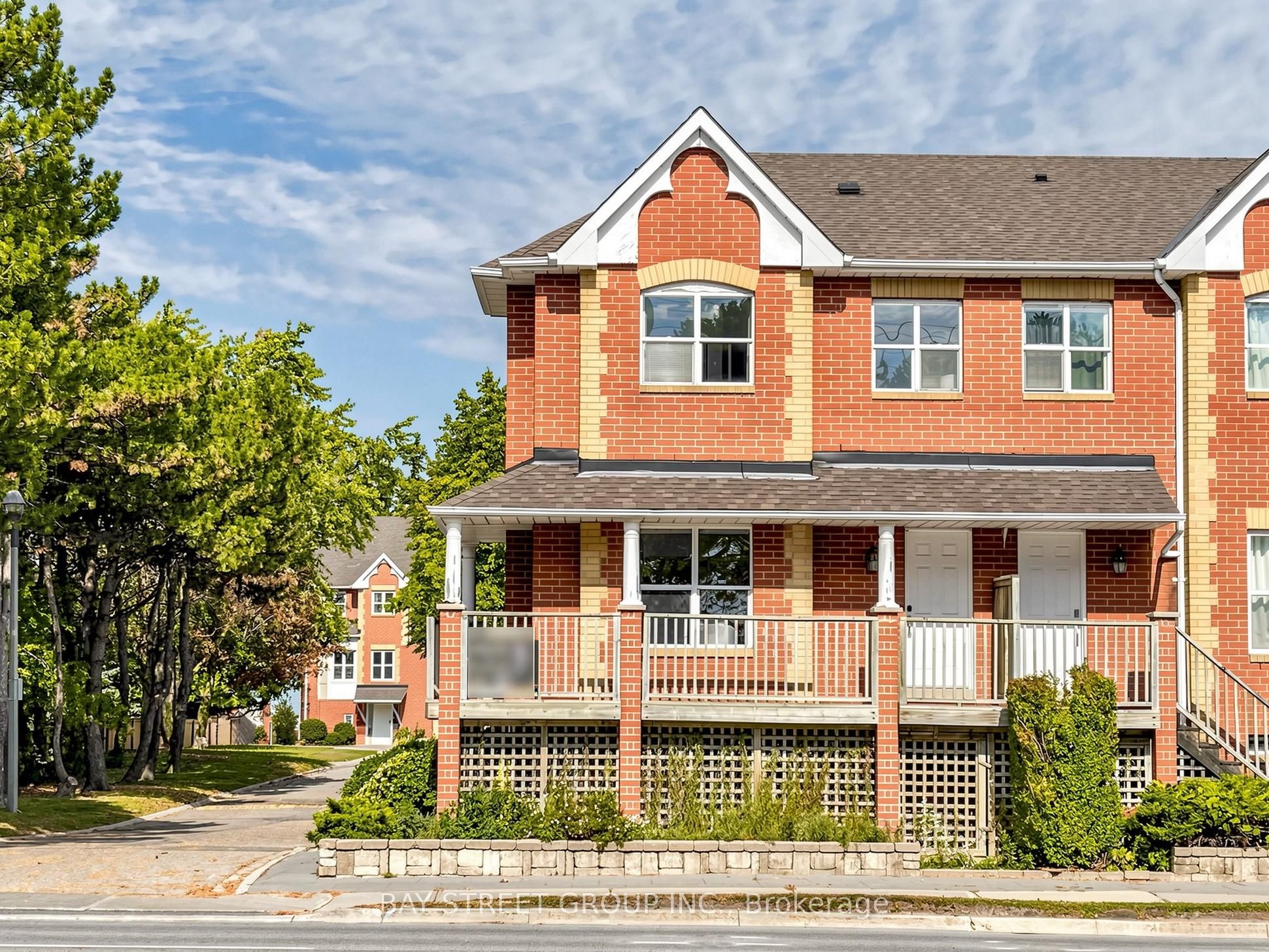 1 Maple Park Way