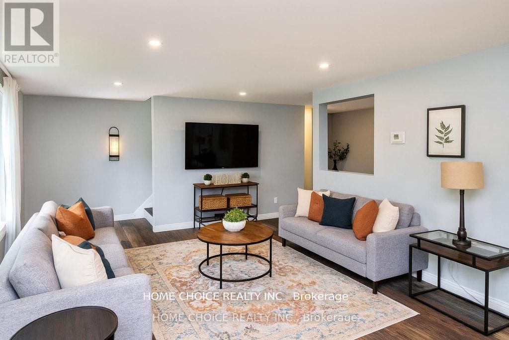 Photo of 228 C CINDY Lane W, Essa, ON L0M 1B0 (MLS # N12654278)