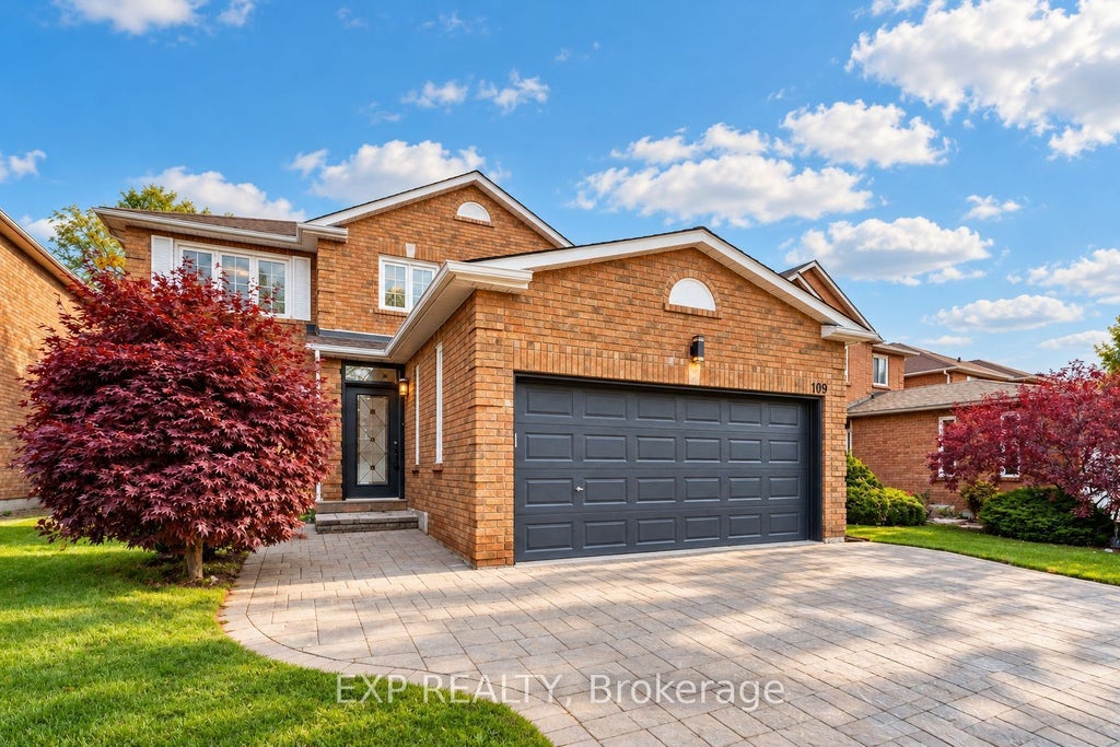 Photo of 109 Valleymede Drive, Richmond Hill, ON L4B 1T6 (MLS # N14130386)