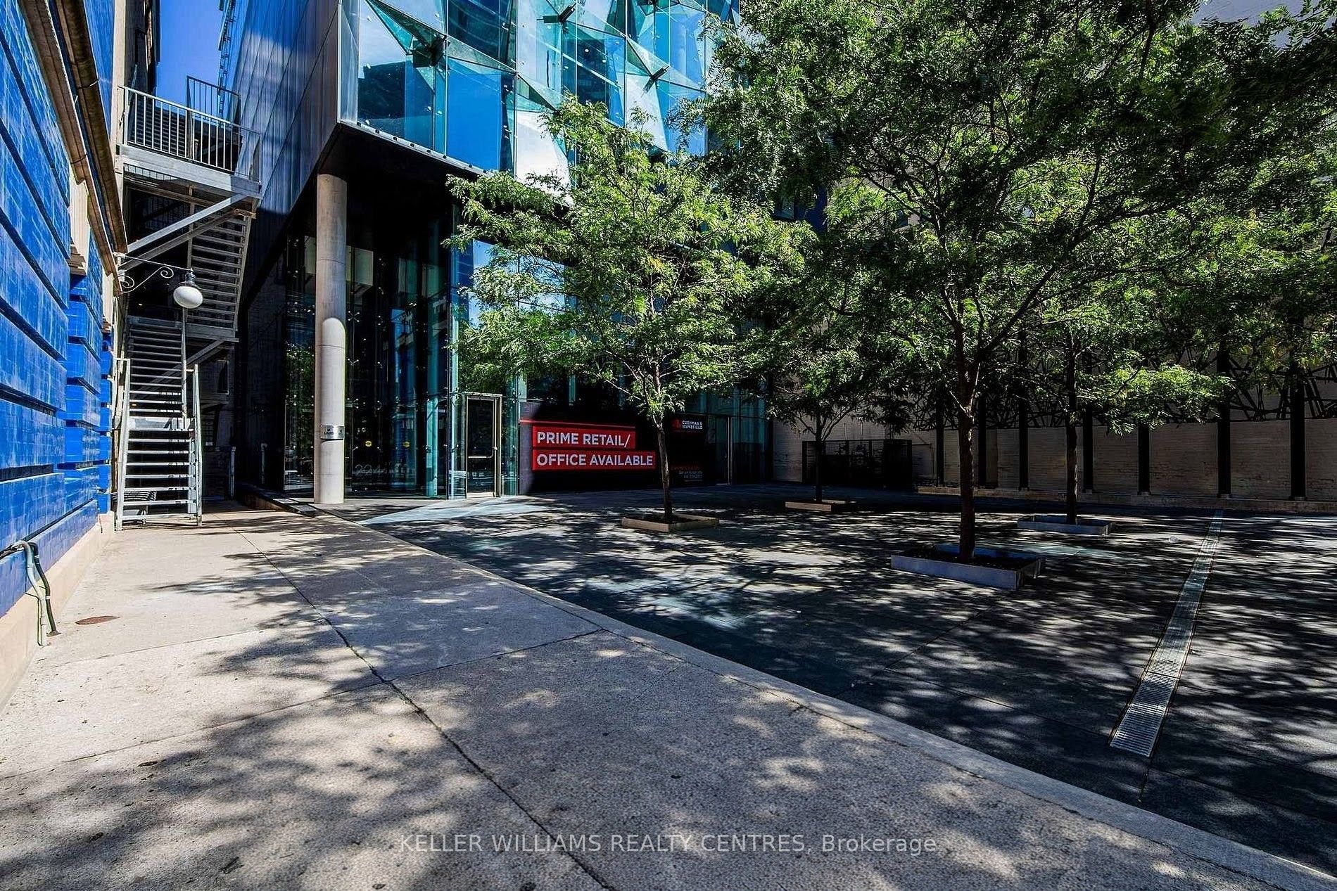 224 King Street West Street W 501