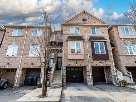 3221 Redpath Circle Mississauga ON L5N 8R3