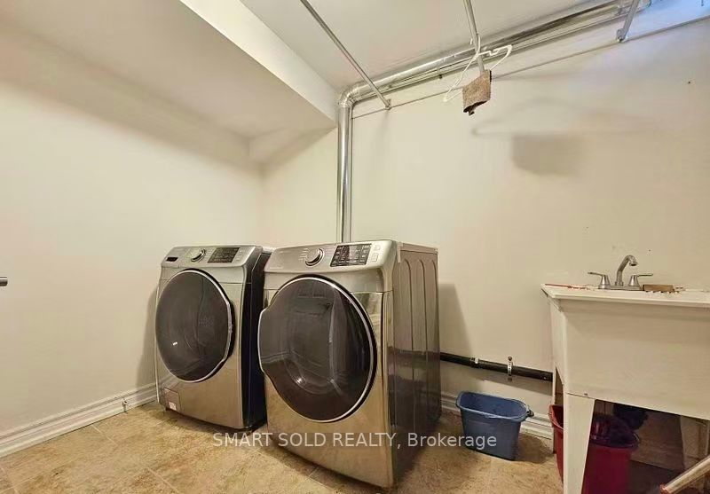 36 Bendamere Crescent Bsmt