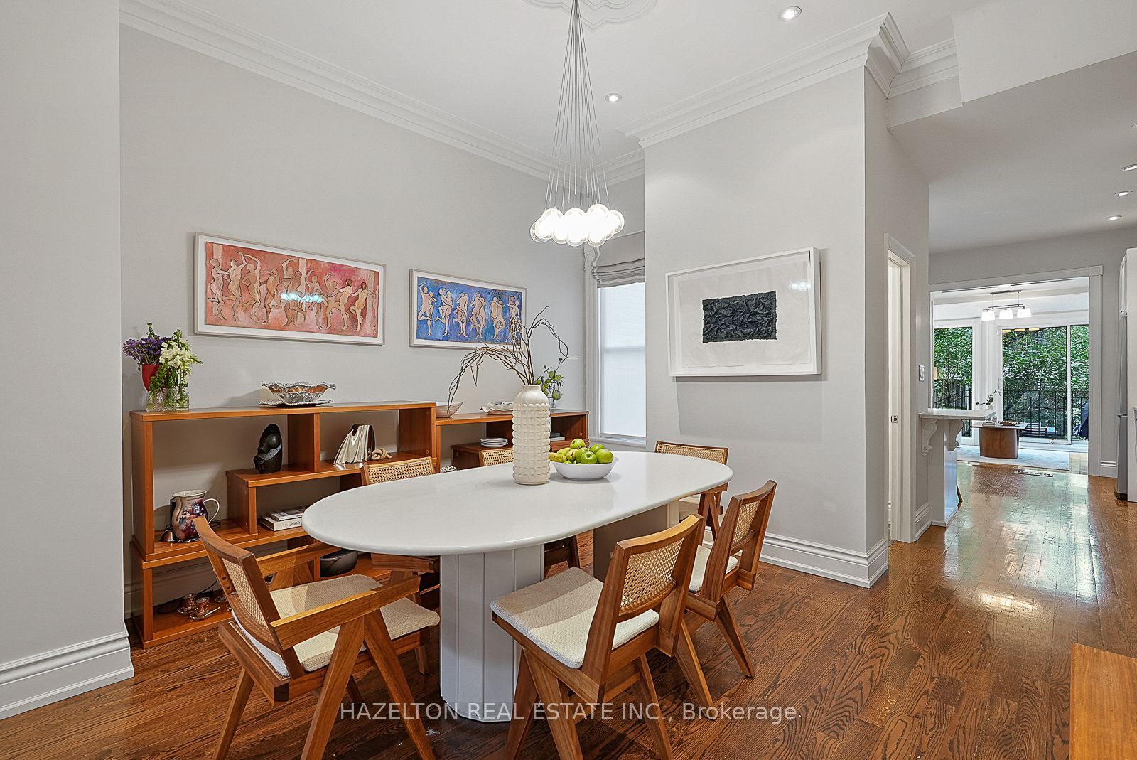 68 Montrose Avenue