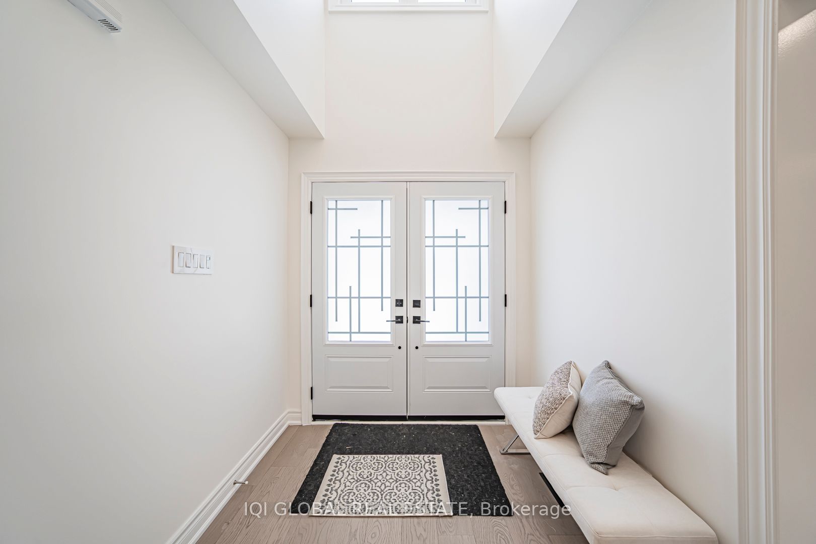 2211 Rockingham Drive