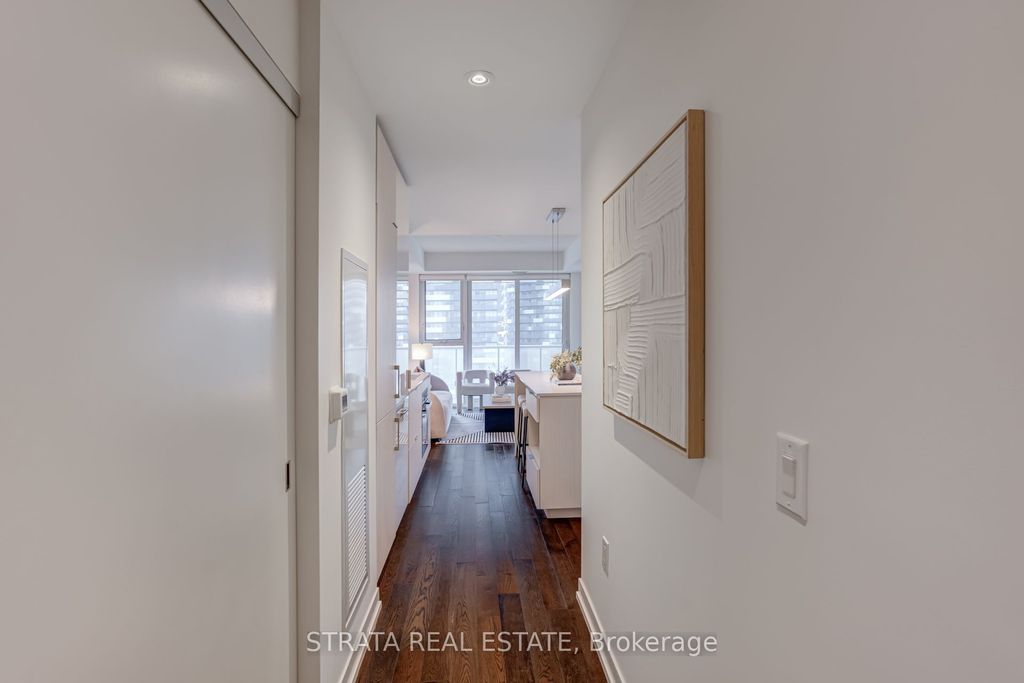 Photo of 15 Lower Jarvis Street #1607, Toronto, ON M5E 0C4 (MLS # C13081936)