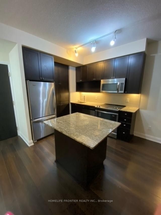 Photo of 18 Graydon Hall Drive #2211, Toronto, ON M3A 2Z9 (MLS # C13715958)