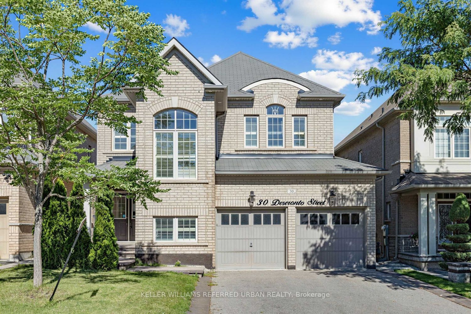 30 Deseronto Street