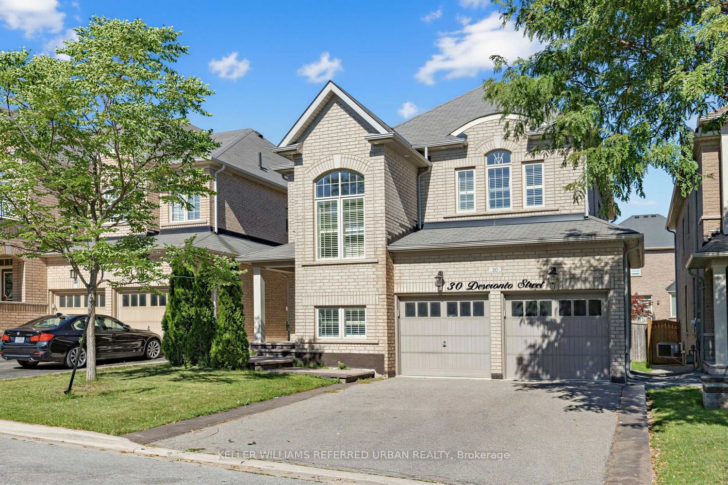 30 Deseronto Street