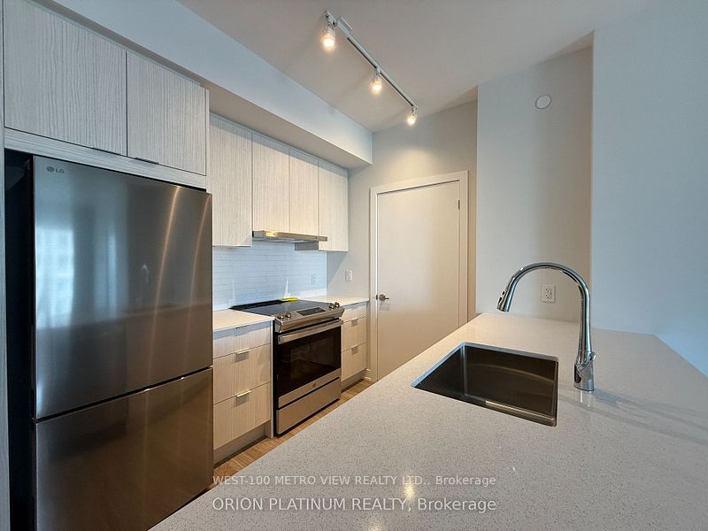 430 Square One Drive 1401