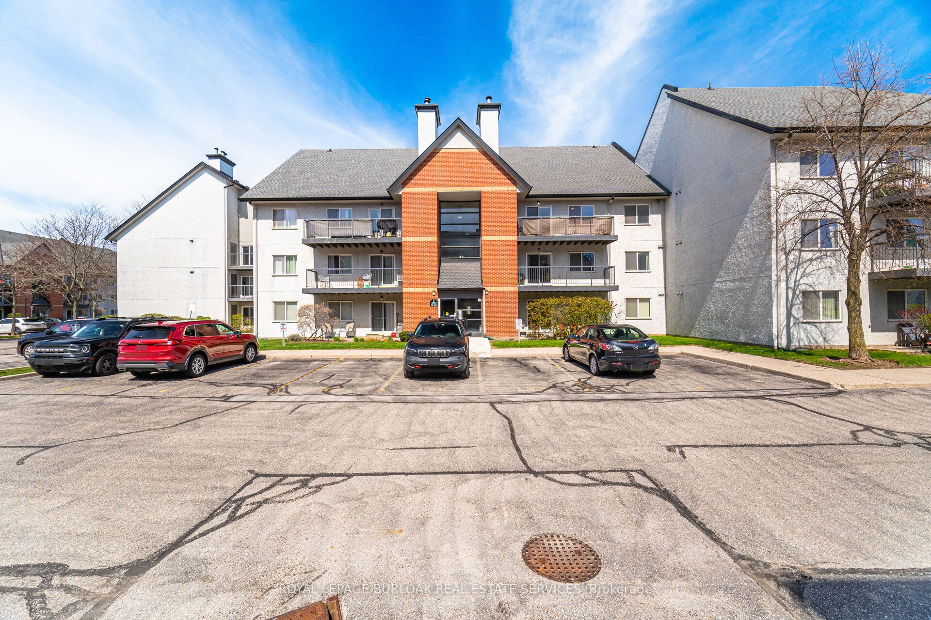 1450 Glen Abbey Gate 532