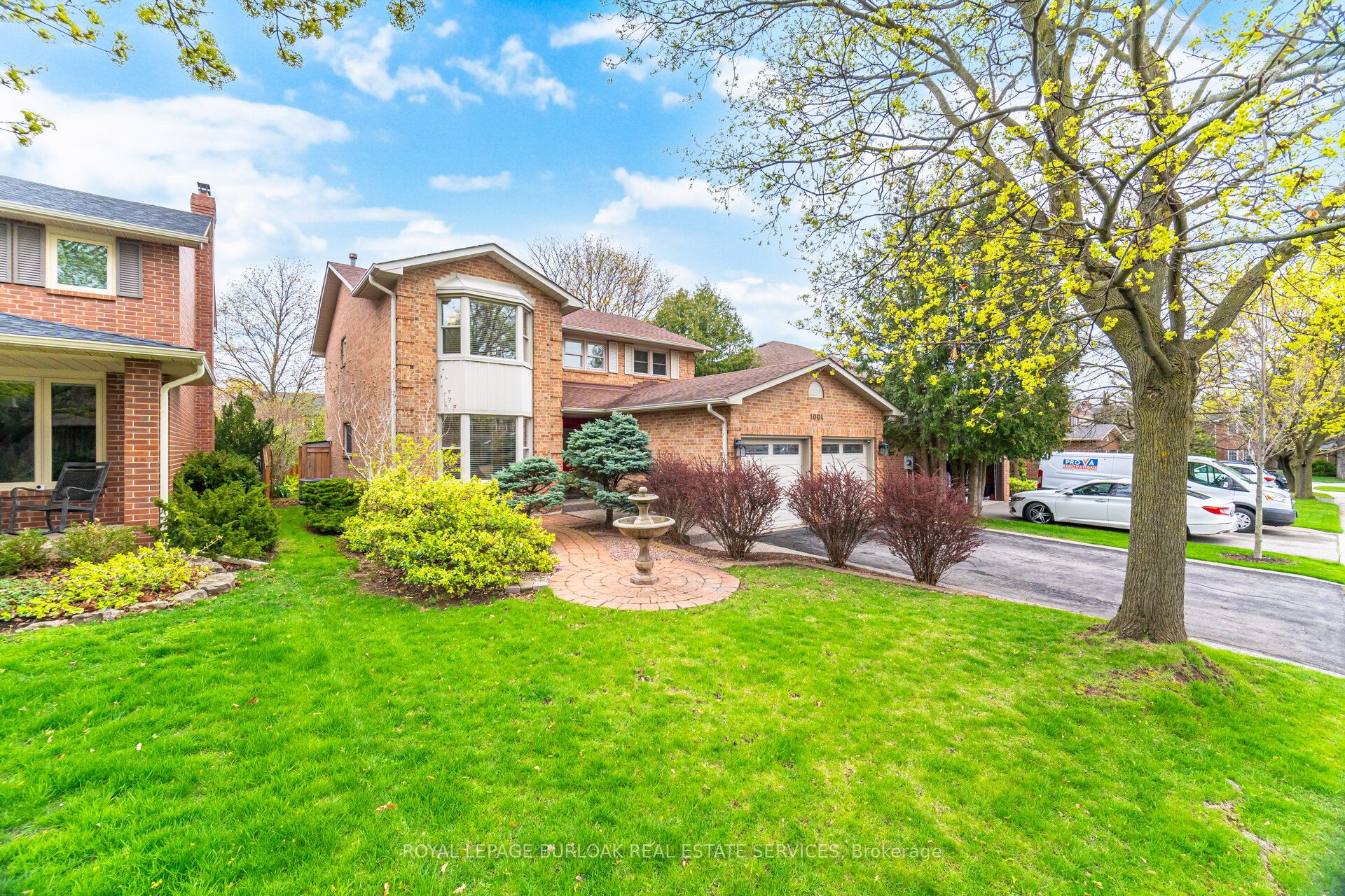 1004 Roxborough Drive