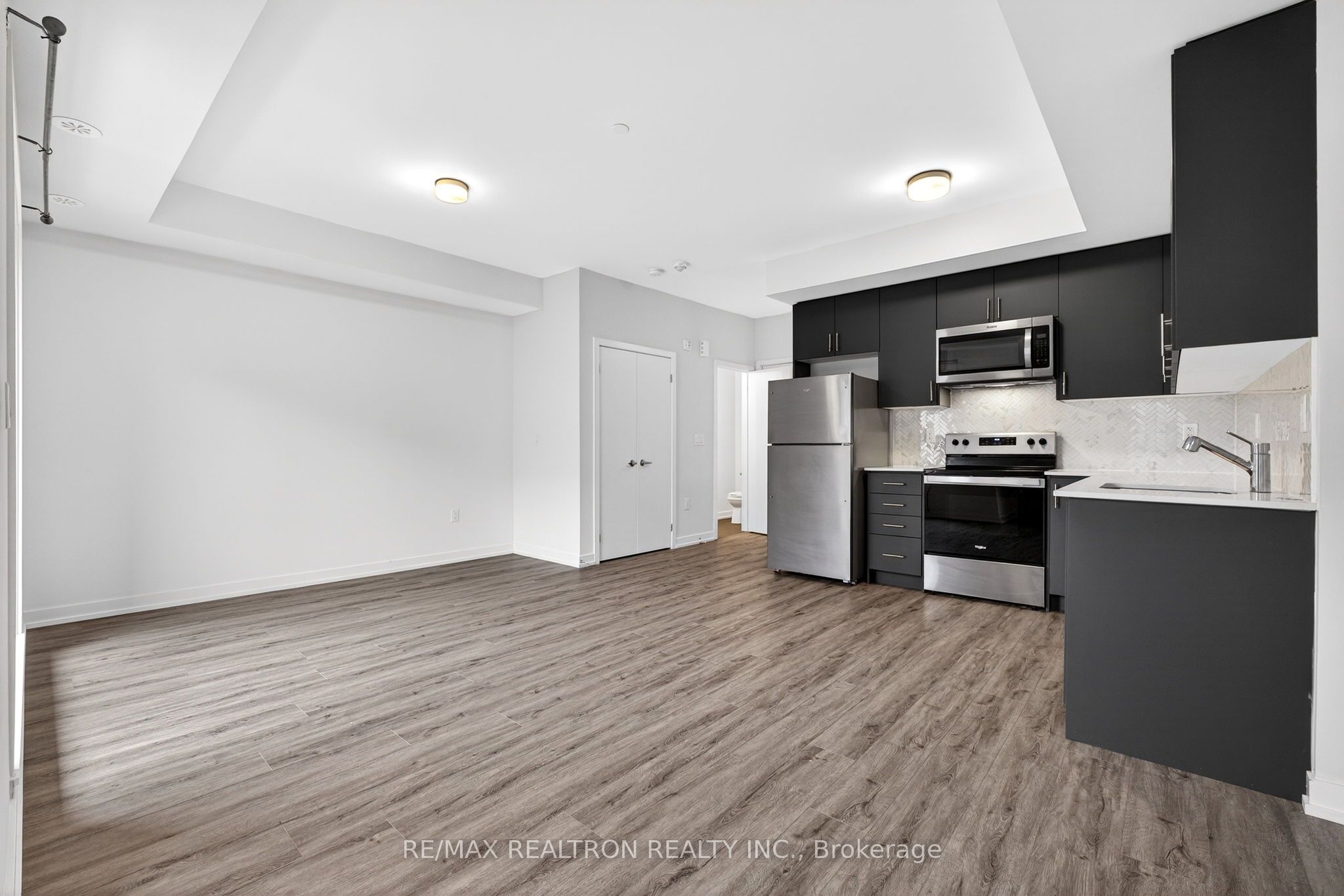 3560 Colonial Drive Unit #9