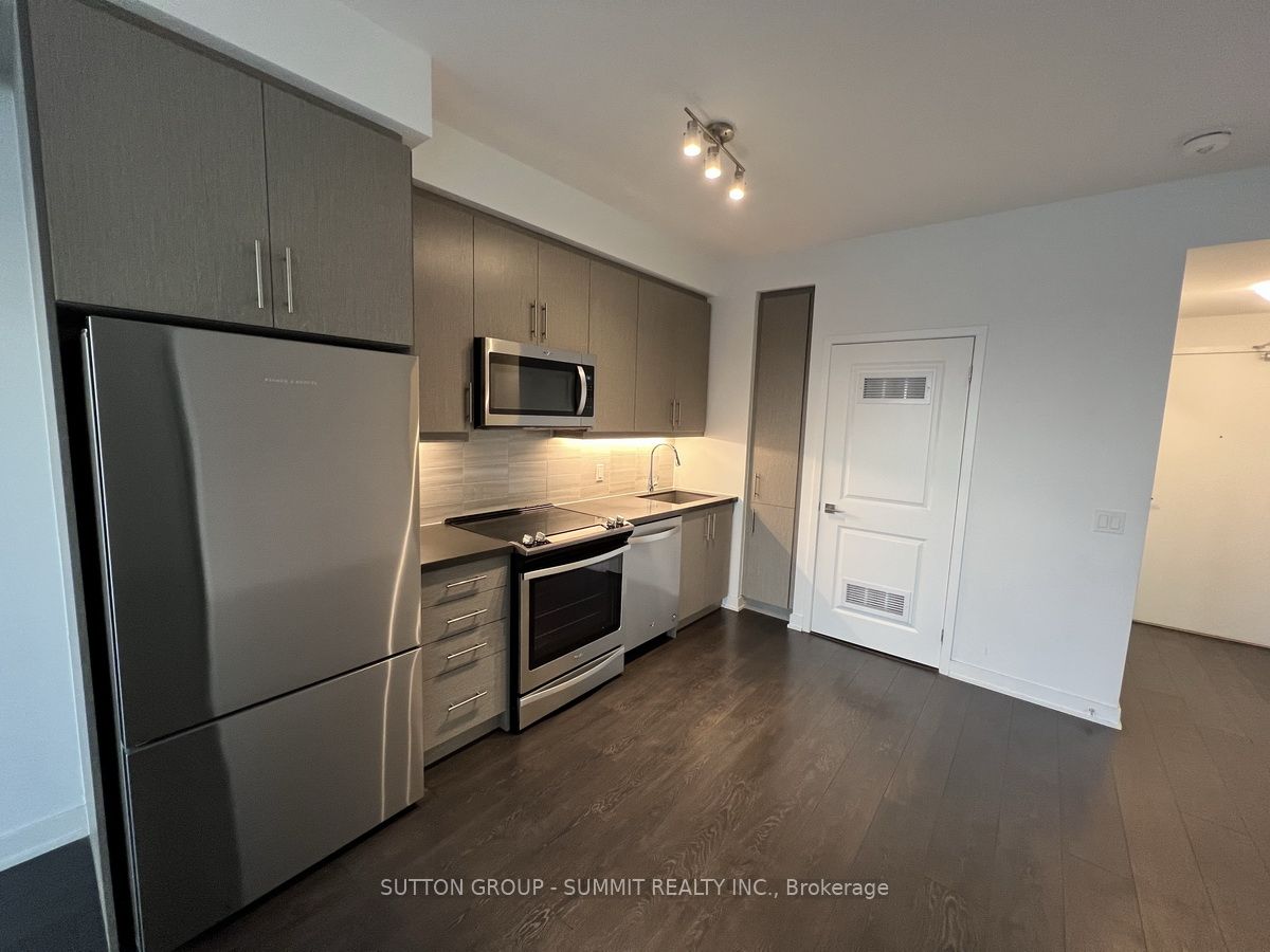 85 ONEIDA Crescent 401