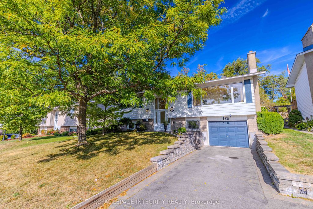 Photo of 135 Desmond Avenue, Kanata, ON K2L 1E8 (MLS # X12412817)