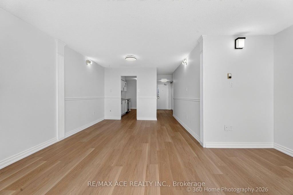 Photo of 25 Sunrise Avenue #506, Toronto, ON M4A 2S2 (MLS # C13799810)