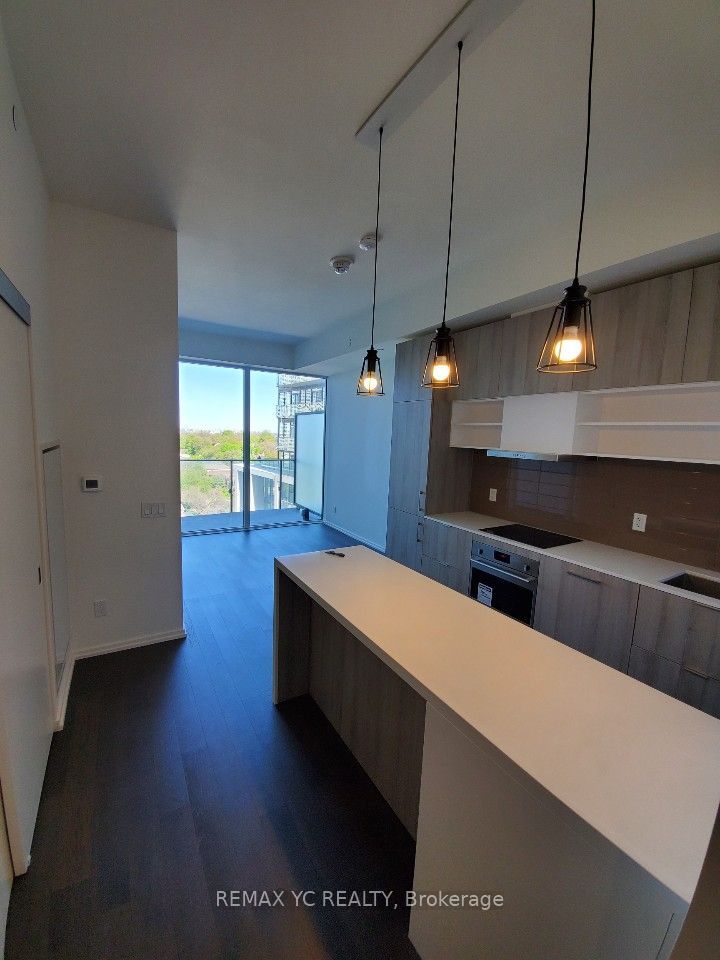 Photo of 8 Hillsdale Avenue E #1540, Toronto, ON M4S 1T5 (MLS # C13641640)