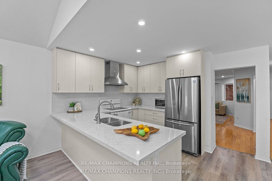 30 Larkspur Road