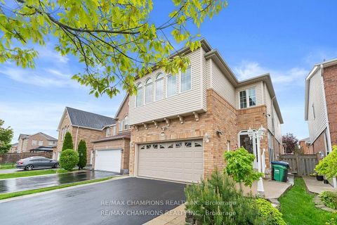 30 Larkspur Road Brampton ON L6R 2T6