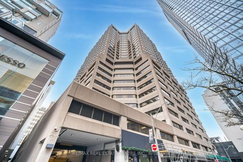 175 Cumberland Street 2201 Toronto ON M5R 3M9