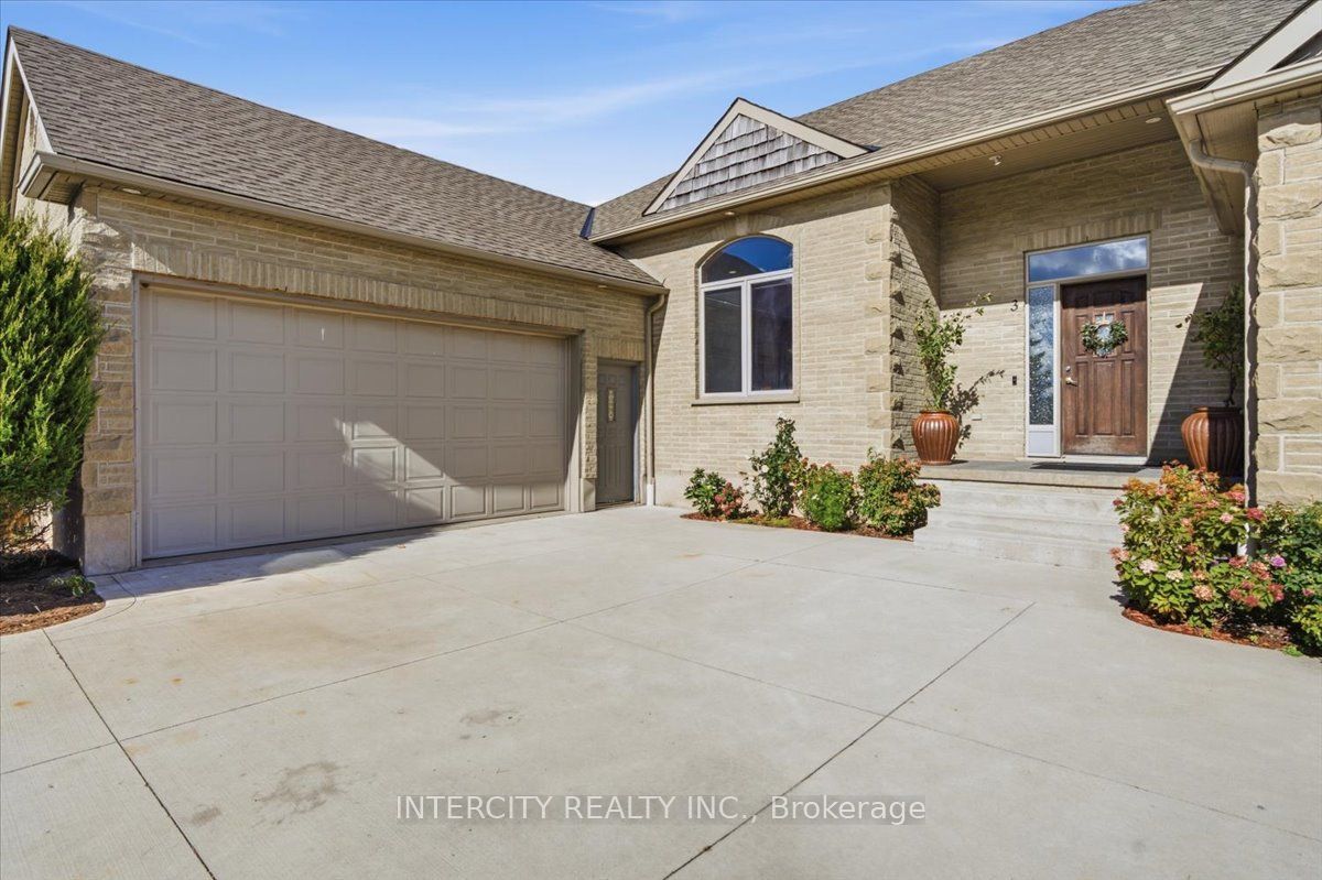 3 Torrance Lane