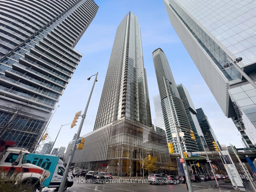Photo of 10 York Street #5307, Toronto, ON M5J 0E1 (MLS # C13834640)