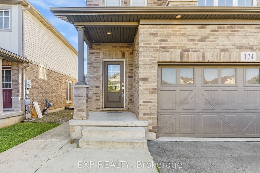 Photo of 174 Winterberry Boulevard, Thorold, ON L2V 0C2 (MLS # X12433640)