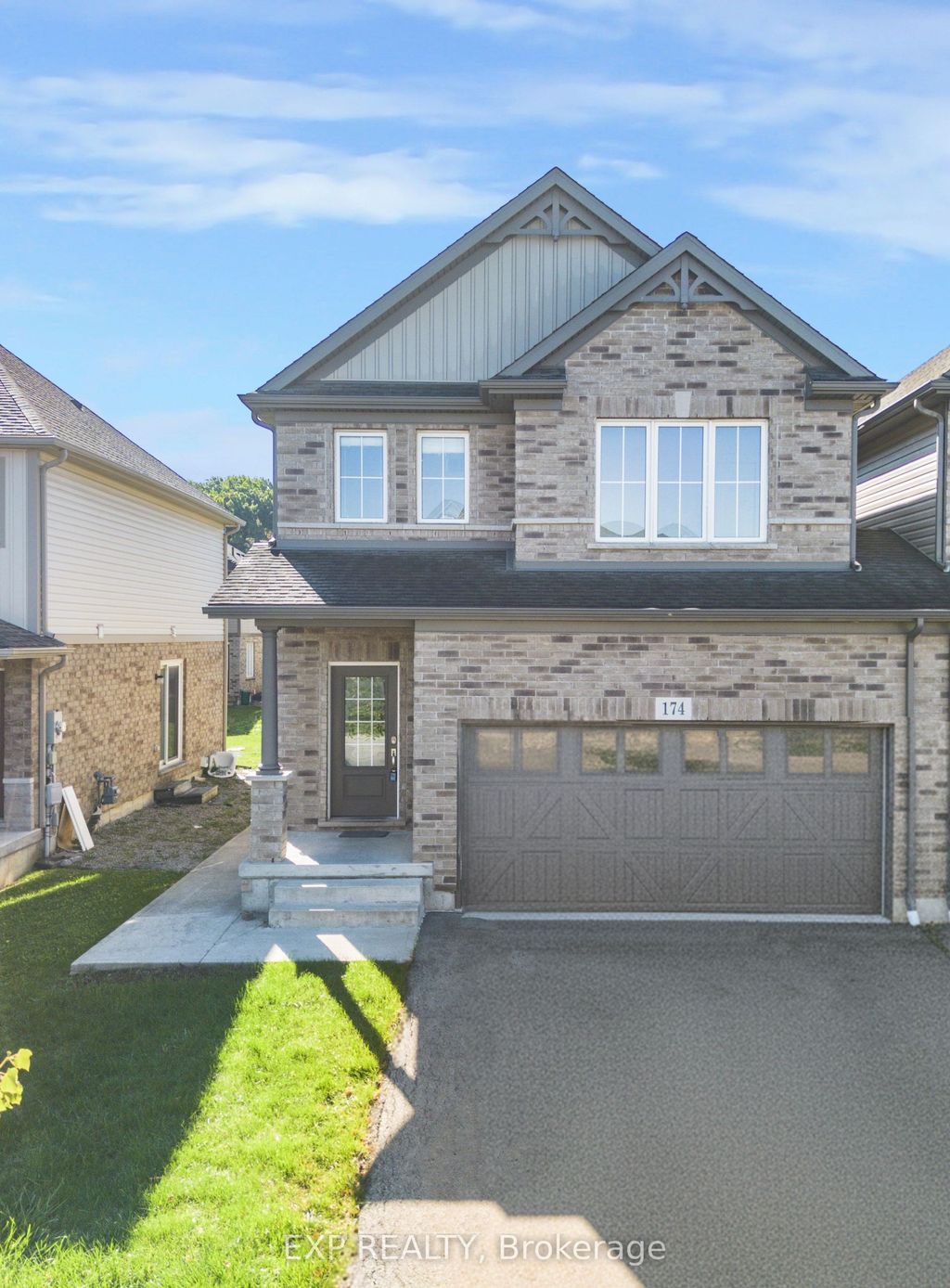 Photo of 174 Winterberry Boulevard, Thorold, ON L2V 0C2 (MLS # X12433640)