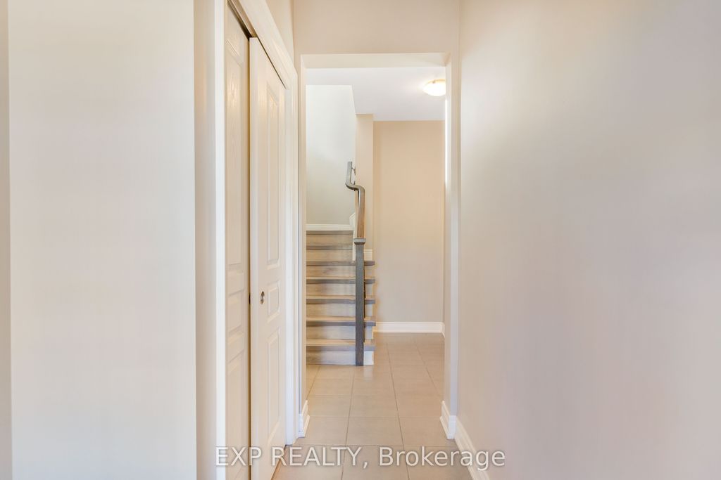 Photo of 174 Winterberry Boulevard, Thorold, ON L2V 0C2 (MLS # X12433640)