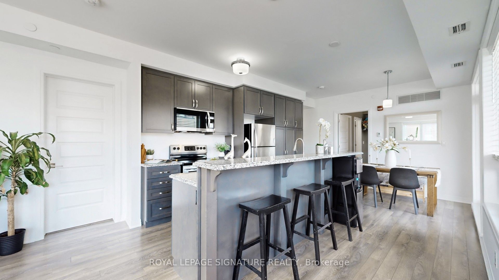 58 Adam Sellers Street 305