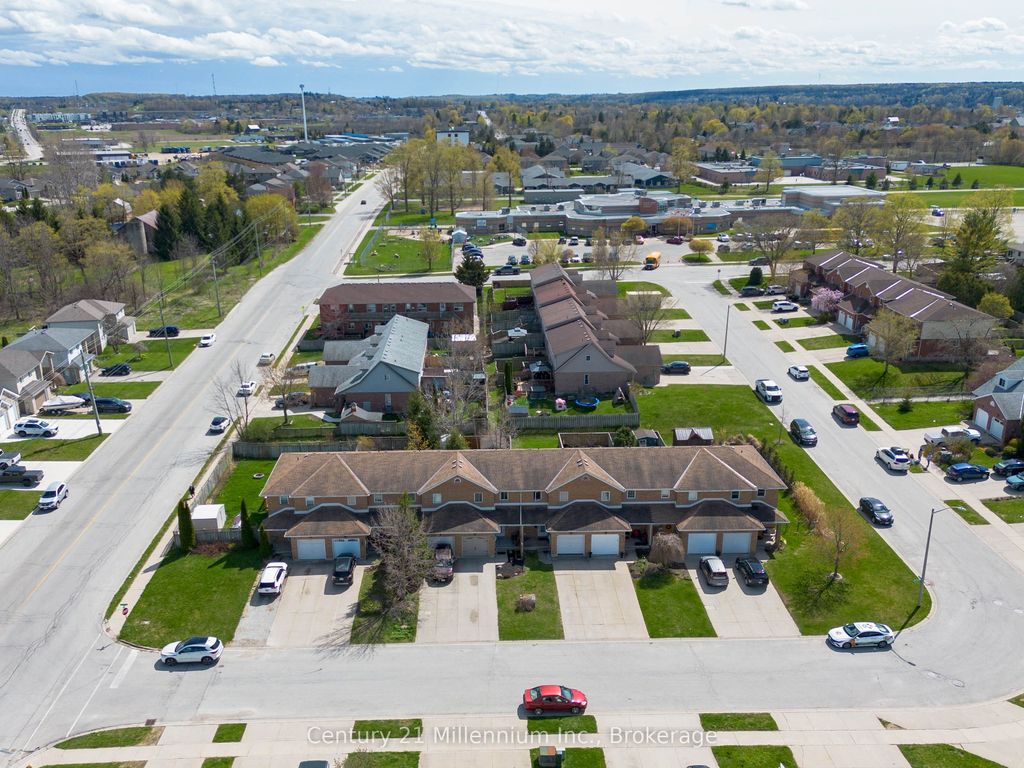 Photo of 865 25th A Street E, Owen Sound, ON N4K 6W6 (MLS # X13092440)