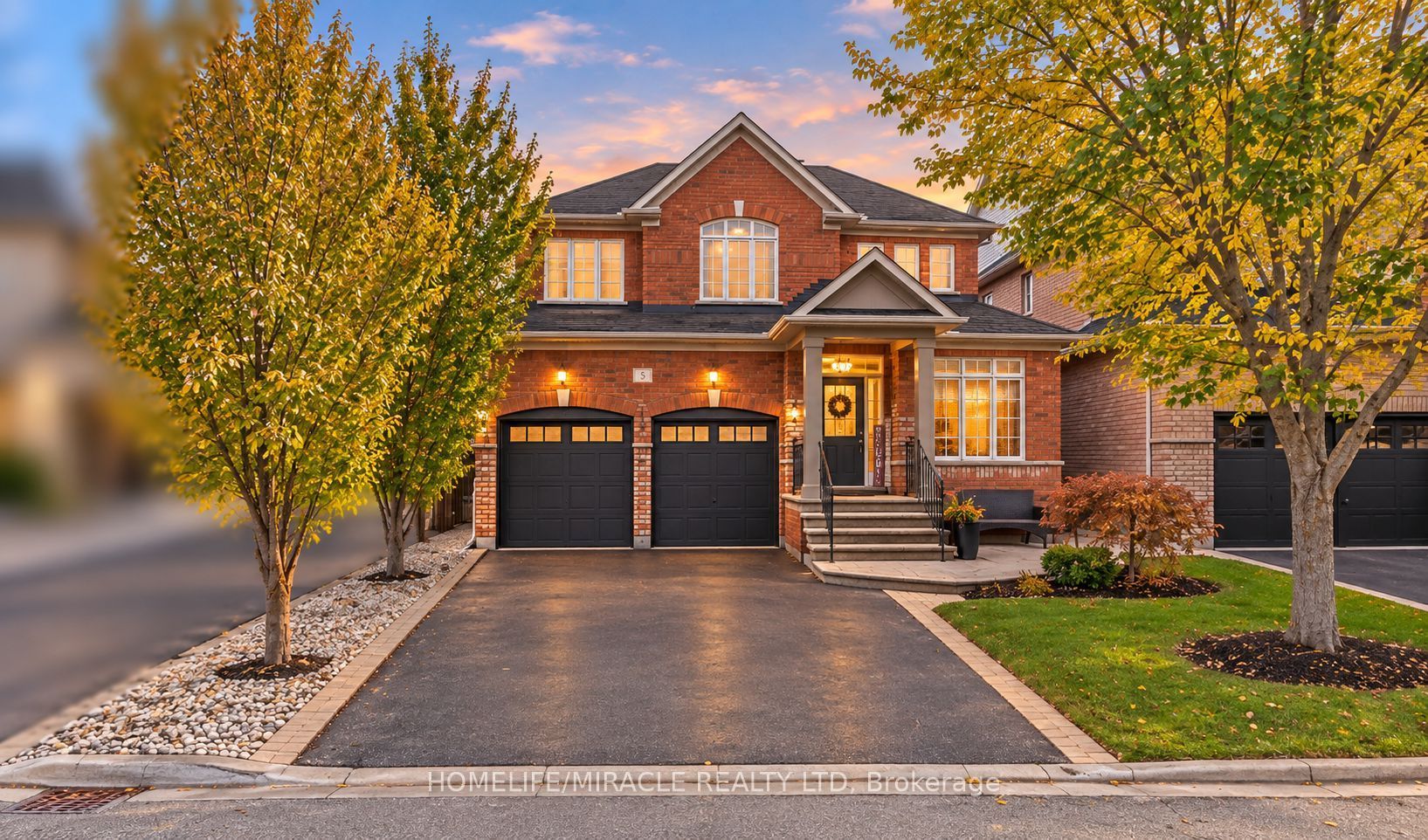 5 Billancourt Crescent