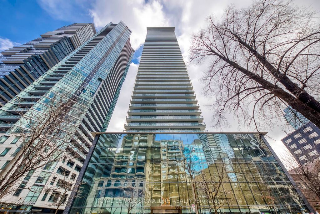Photo of 33 Charles Street E #3001, Toronto, ON M4Y 1R9 (MLS # C12450506)