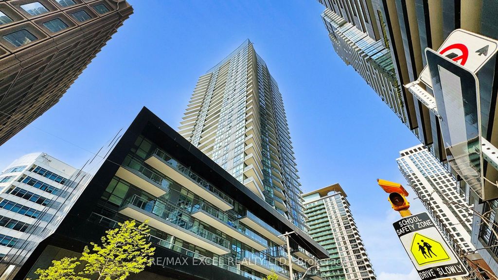 Photo of 30 Roehampton Avenue #3105, Toronto, ON M4P 0B9 (MLS # C12206996)