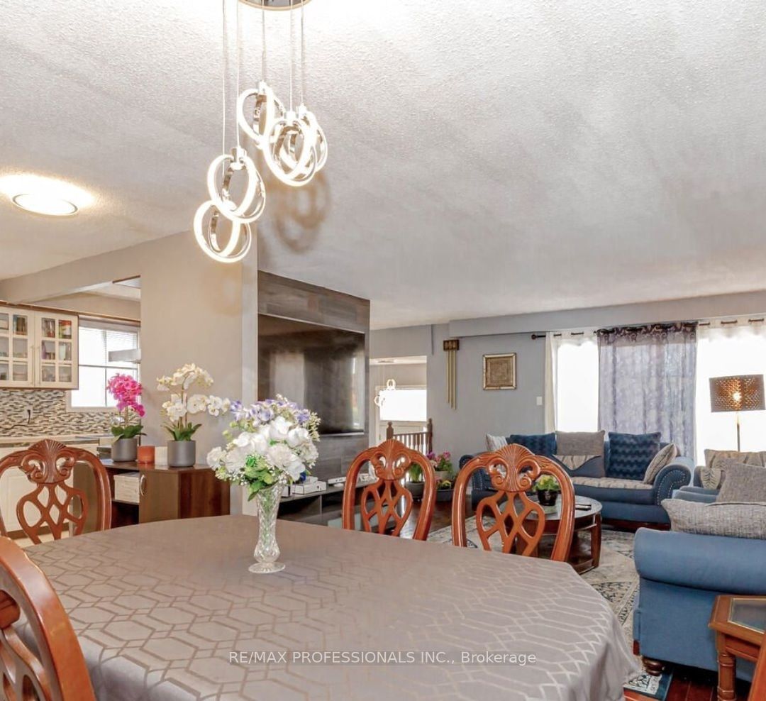 18 Hockley Path Upper