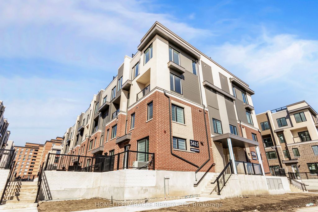 Photo of 3415 Ridgeway Drive #16, Mississauga, ON L5L 0B9 (MLS # W12650984)