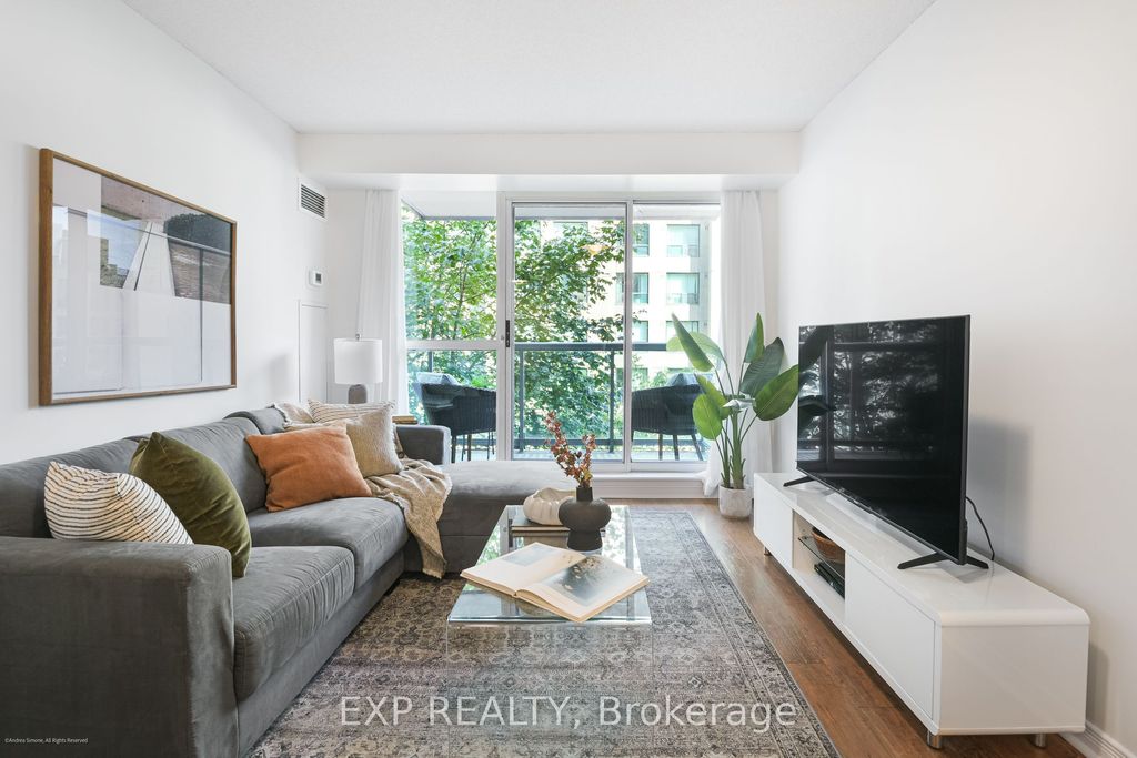 Photo of 109 Front Street E #527, Toronto, ON M5A 4P7 (MLS # C12459983)