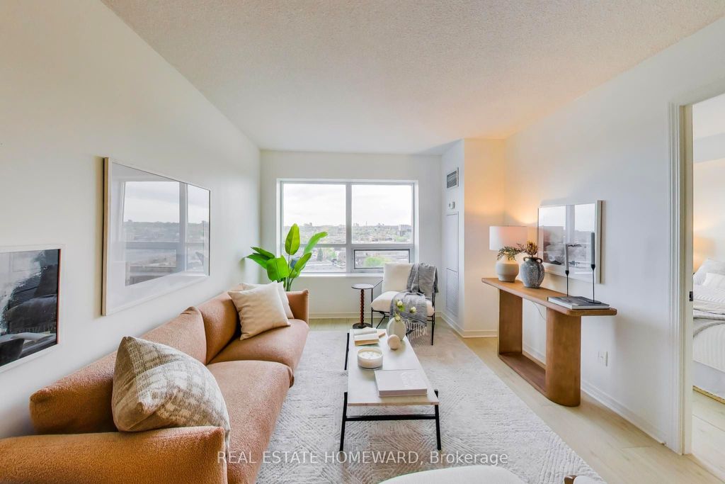 Photo of 60 Heintzman Street #1315, Toronto, ON M6P 5A1 (MLS # W13149650)